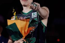 AYXapp下载-关于篮球界赛场风云：球员个人表现尽显才华的信息