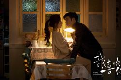 爱游戏在线-当库里在F1赛道接管比赛，爵士已在篮球场稳稳拿下国王