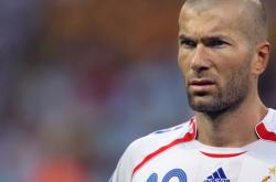 爱游戏入口-广厦队对阵雄鹿，爱德华兹的独舞与团队的胜利