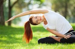 爱游戏APP-字母哥关键回合不手软，雄鹿力克步行者；哈利伯顿末节爆发，步行者神奇翻盘国王