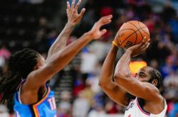 AYXapp下载-勇士遭湖人逆转，失去领先优势