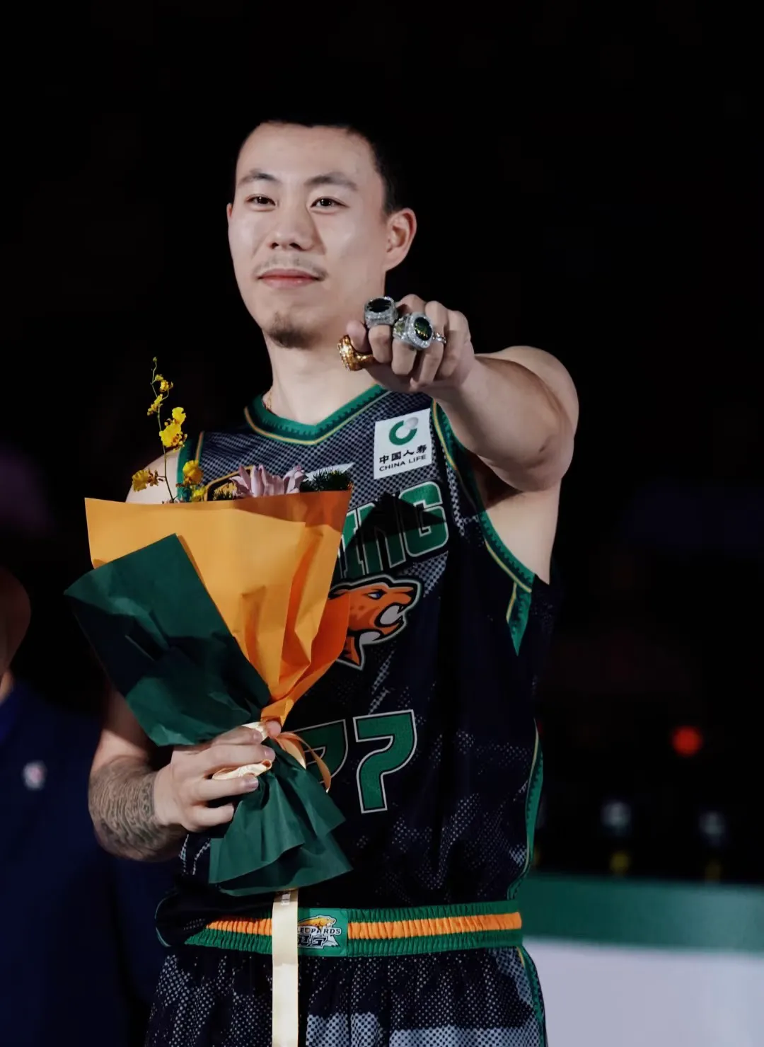 关于篮球界赛场风云：球员个人表现尽显才华的信息