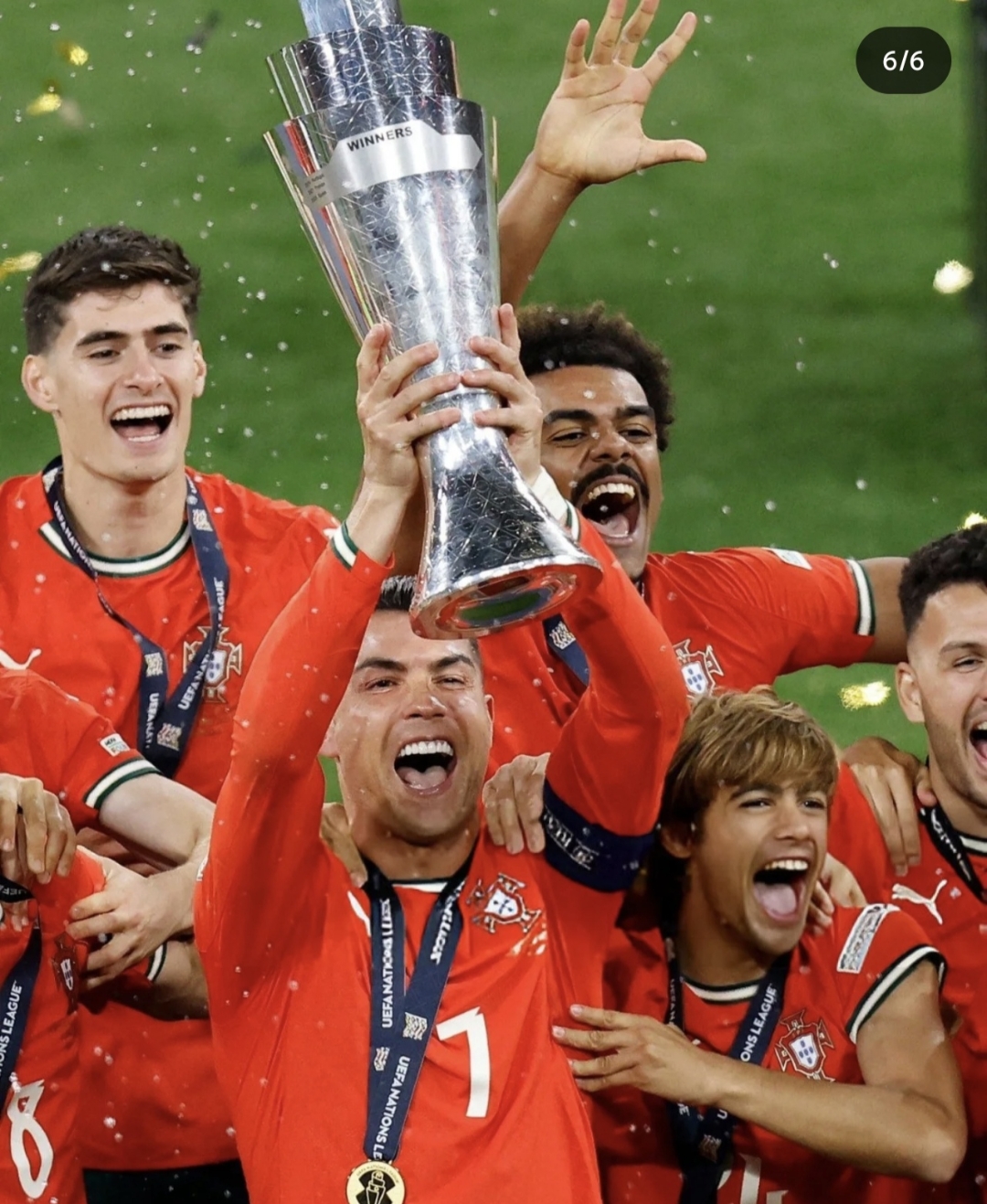 欧国联比赛场上球员们的精彩表现