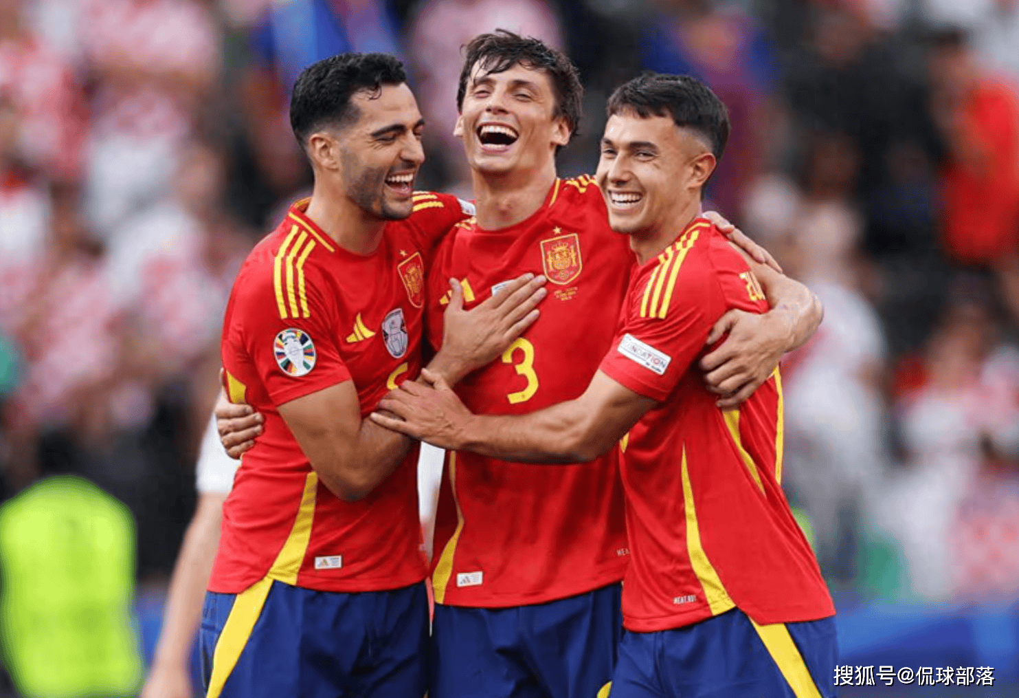 关于欧洲足球传奇再续，激情碰撞令人心潮澎湃的信息