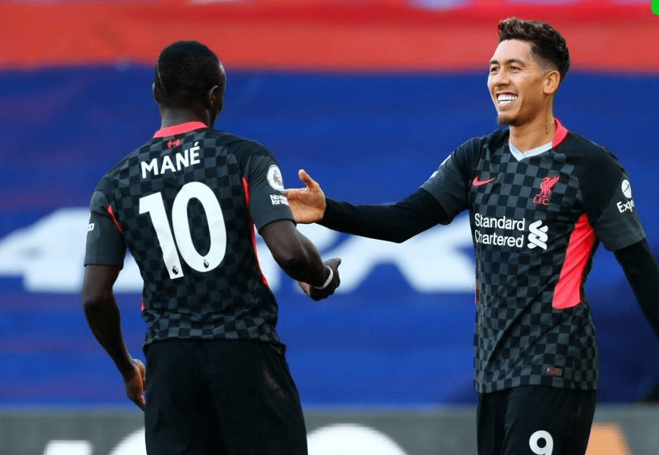 包含那不勒斯豪取客场胜利，甩开追赶者领跑积分榜的词条