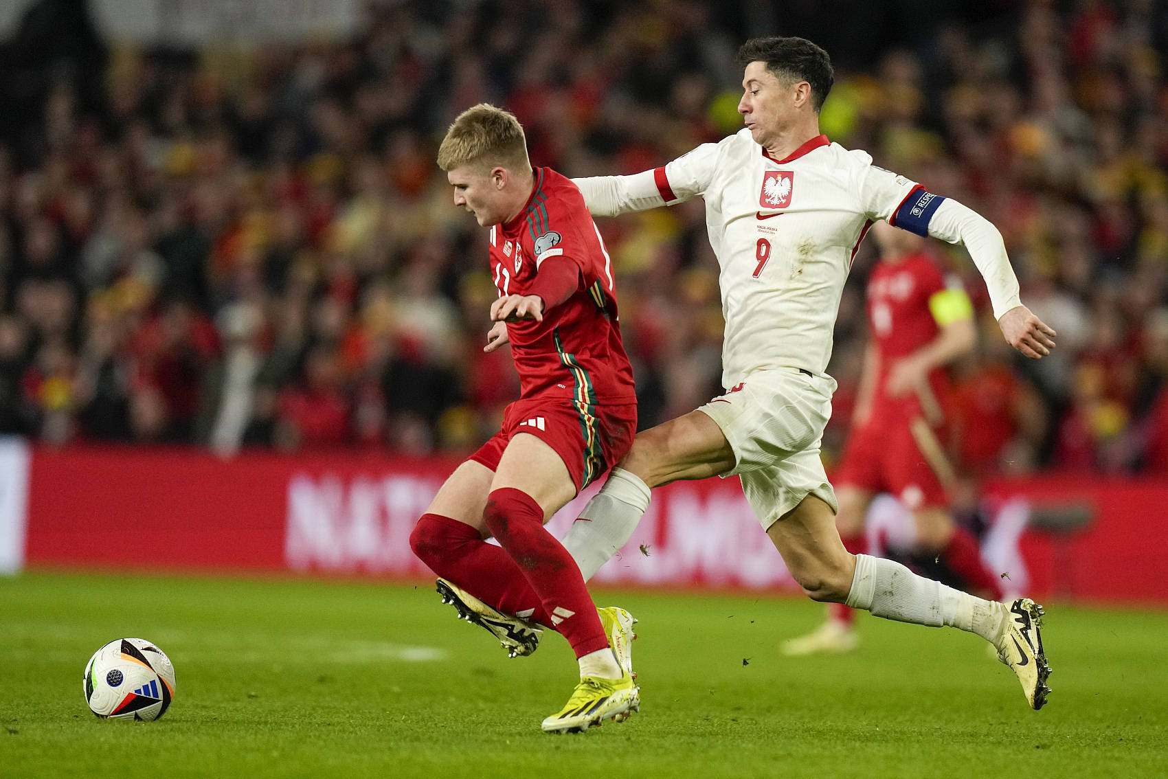 关于乌克兰队苦战获胜,晋级欧预赛八强的信息 关于乌克兰队苦战获胜,晋级欧预赛八强的信息