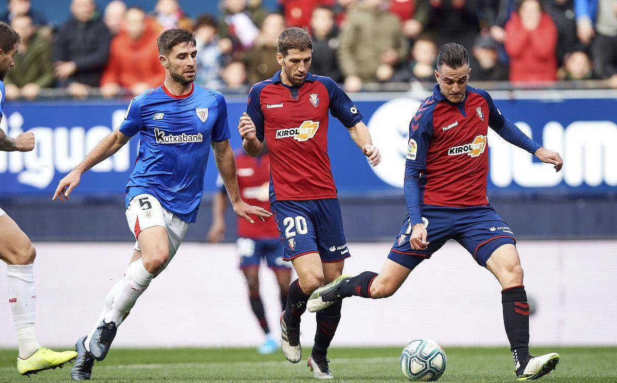 包含沃尔夫斯堡客场作战不力，遭遇失利的词条