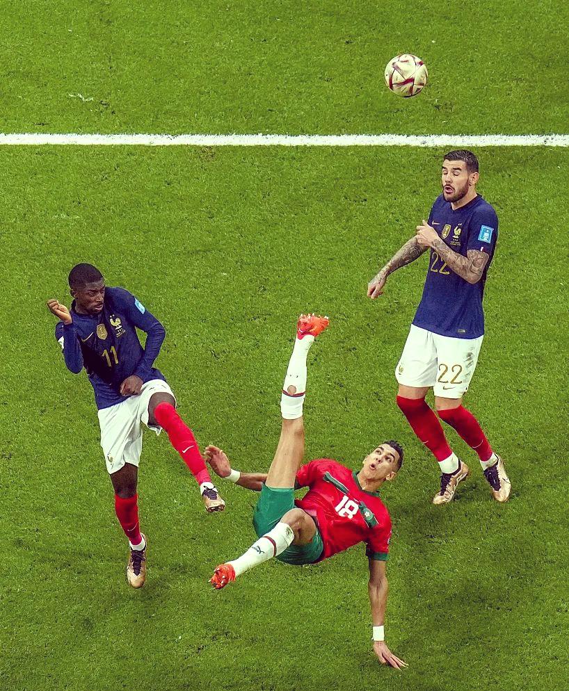 法国队惊险胜出,成功晋级欧洲联赛半决赛 法国队惊险胜出,成功晋级欧洲联赛半决赛