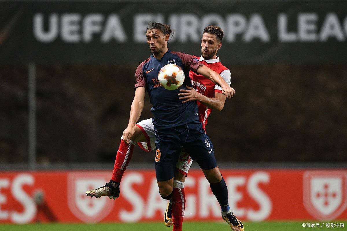 包含汉堡要全力以赴击败沃尔夫斯堡，赢球的词条