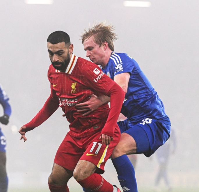 曼联主场深陷危机，遭遇赛季最重失利