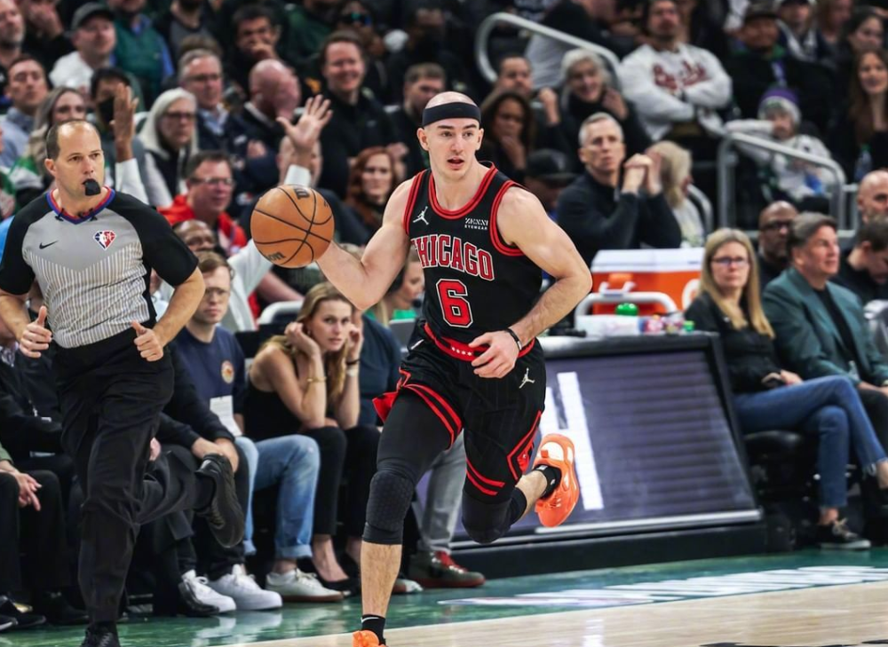 关于上海队险胜辽宁队,德罗赞惊艳四座的信息 关于上海队险胜辽宁队,德罗赞惊艳四座的信息