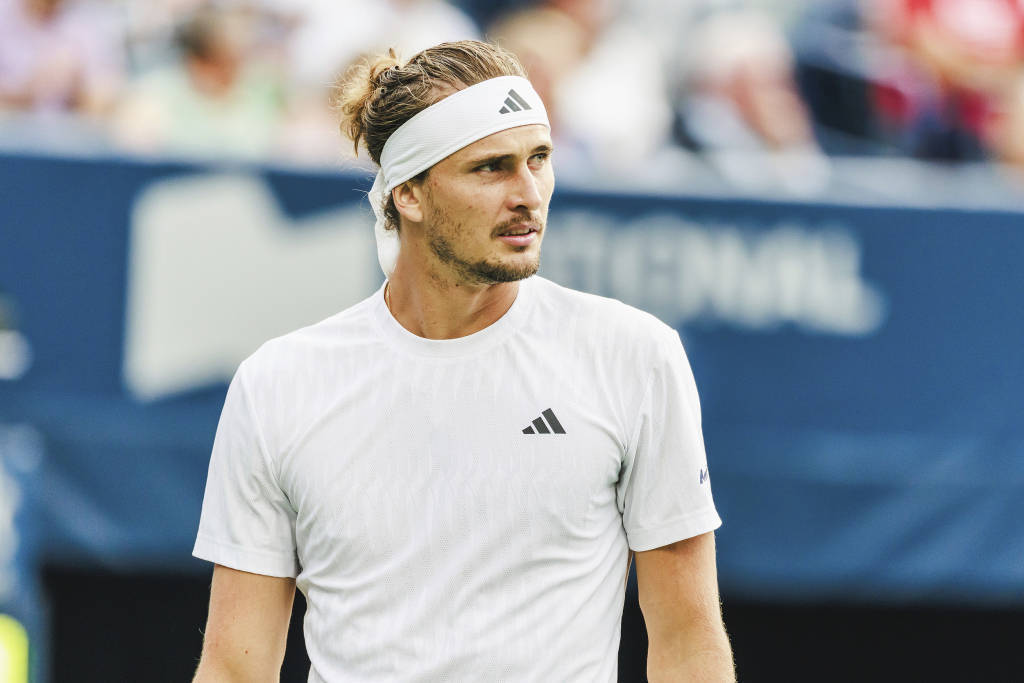 美国网球队翻盘英国网球队,兹维列夫三分雨点燃全场的简单介绍 美国网球队翻盘英国网球队,兹维列夫三分雨点燃全场的简单介绍