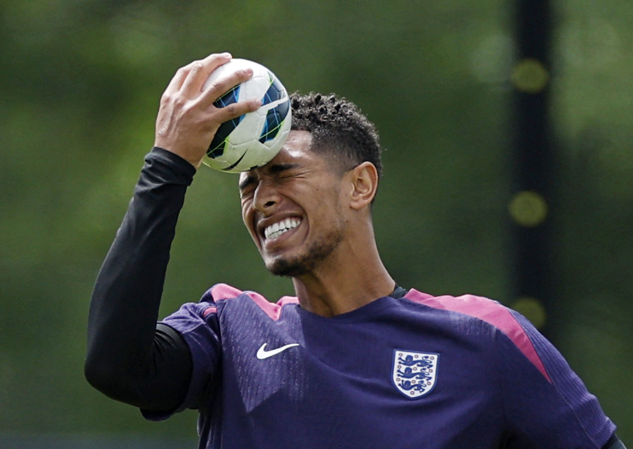 拜仁完胜尤文,贝林厄姆关键制胜的简单介绍 拜仁完胜尤文,贝林厄姆关键制胜的简单介绍