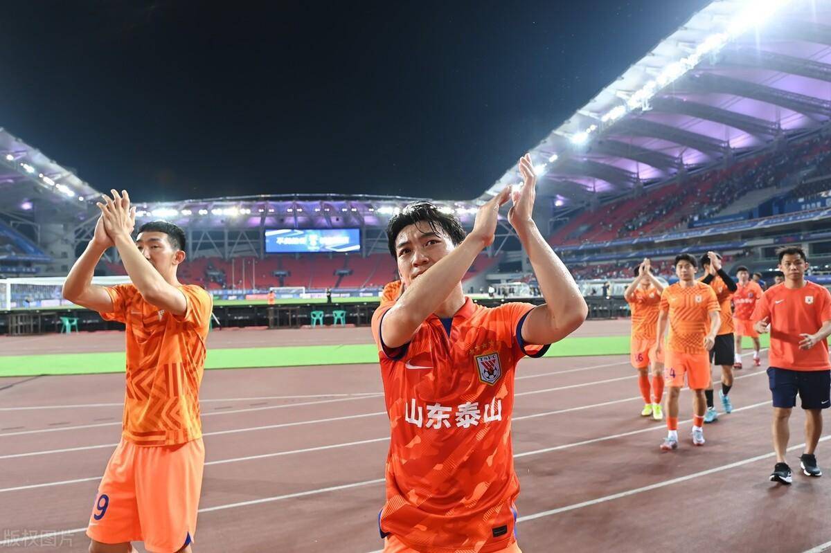 包含大连人队长传学子登顶,赛场精彩表现的词条 包含大连人队长传学子登顶,赛场精彩表现的词条