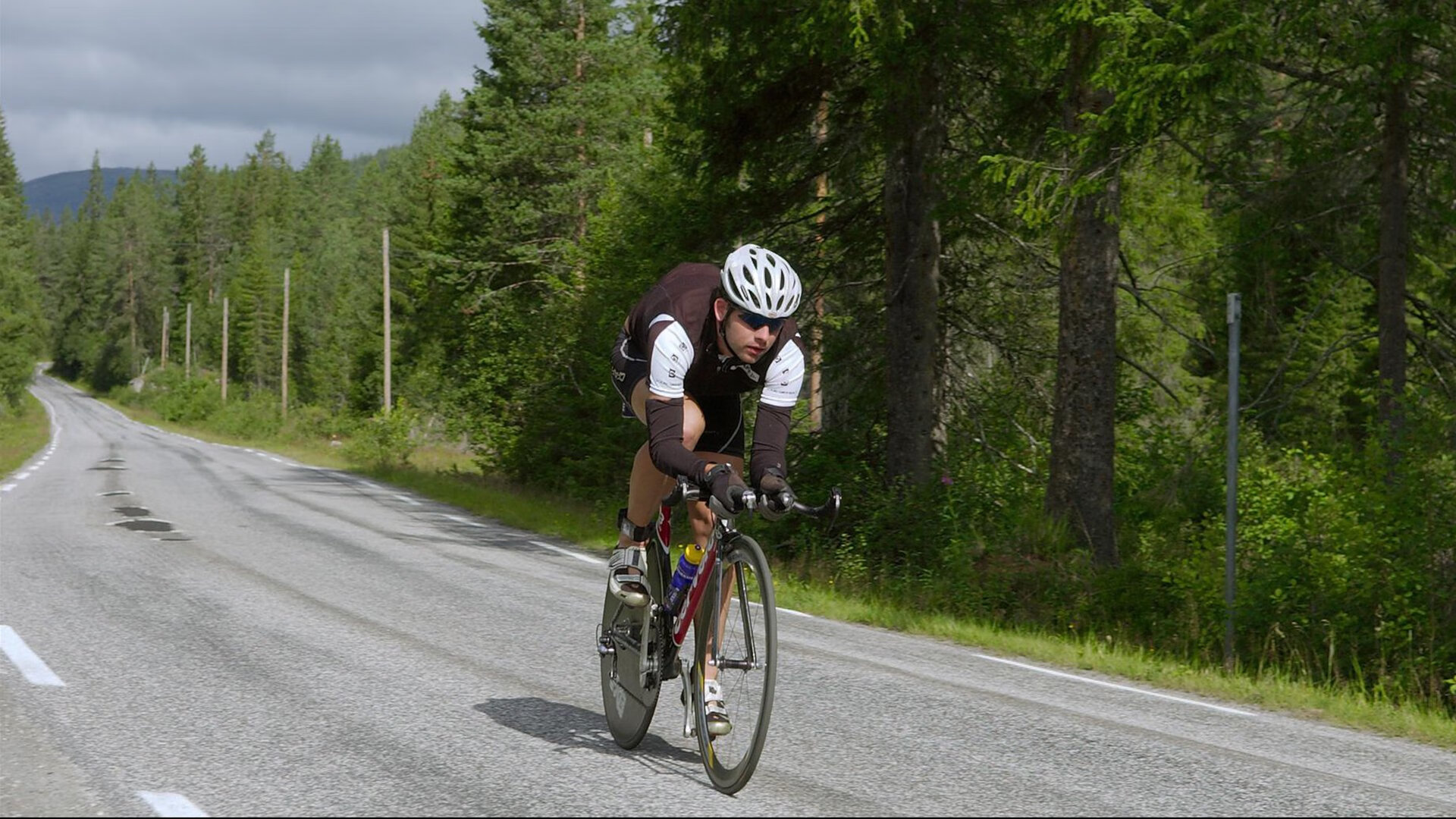 篮网激战掘金，米切尔用实力撕碎质疑，证明自己才是真正的关键先生