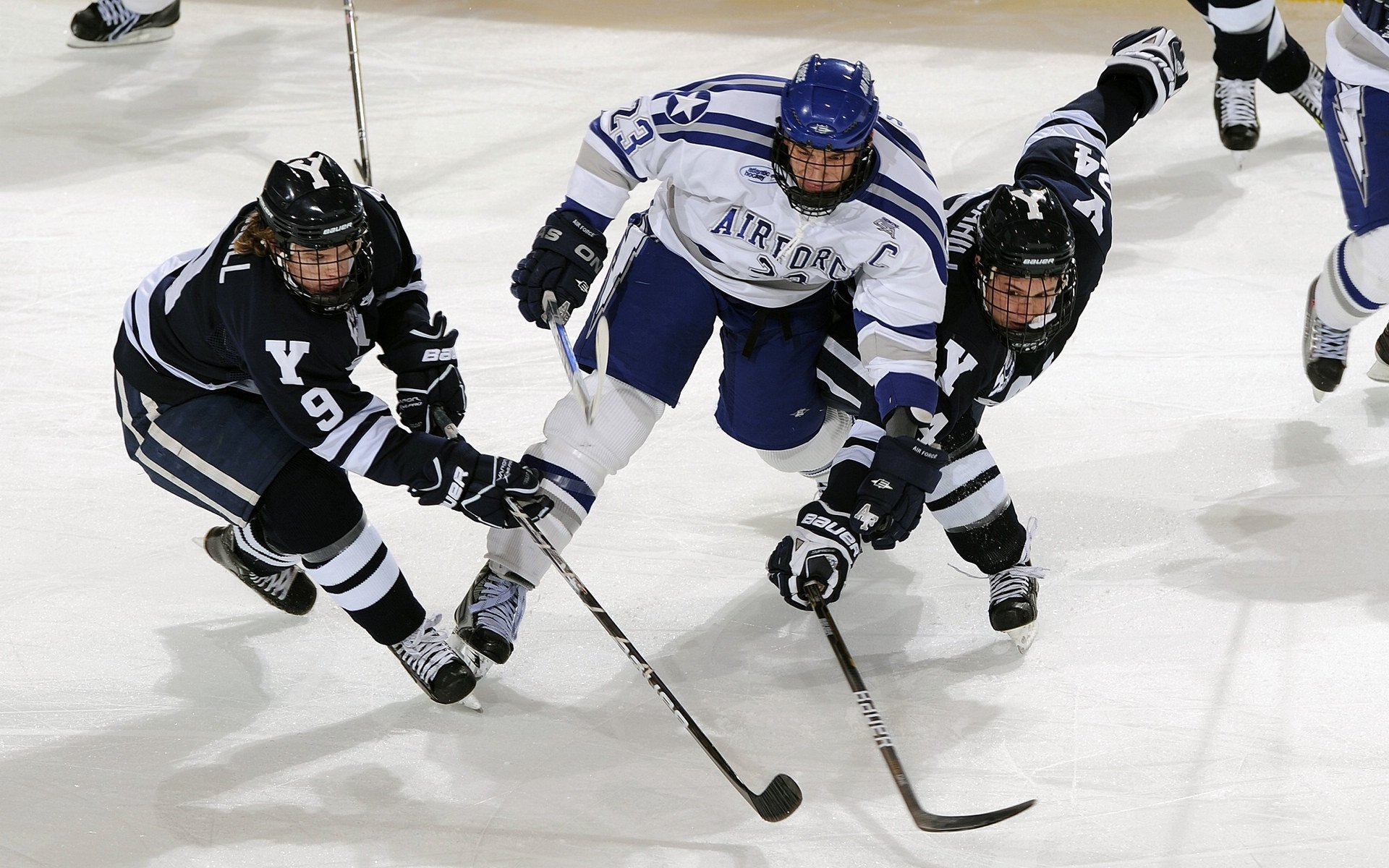 岭南烽火燃洛城，当广东队遇见詹姆斯，一场跨越篮球次元的对话