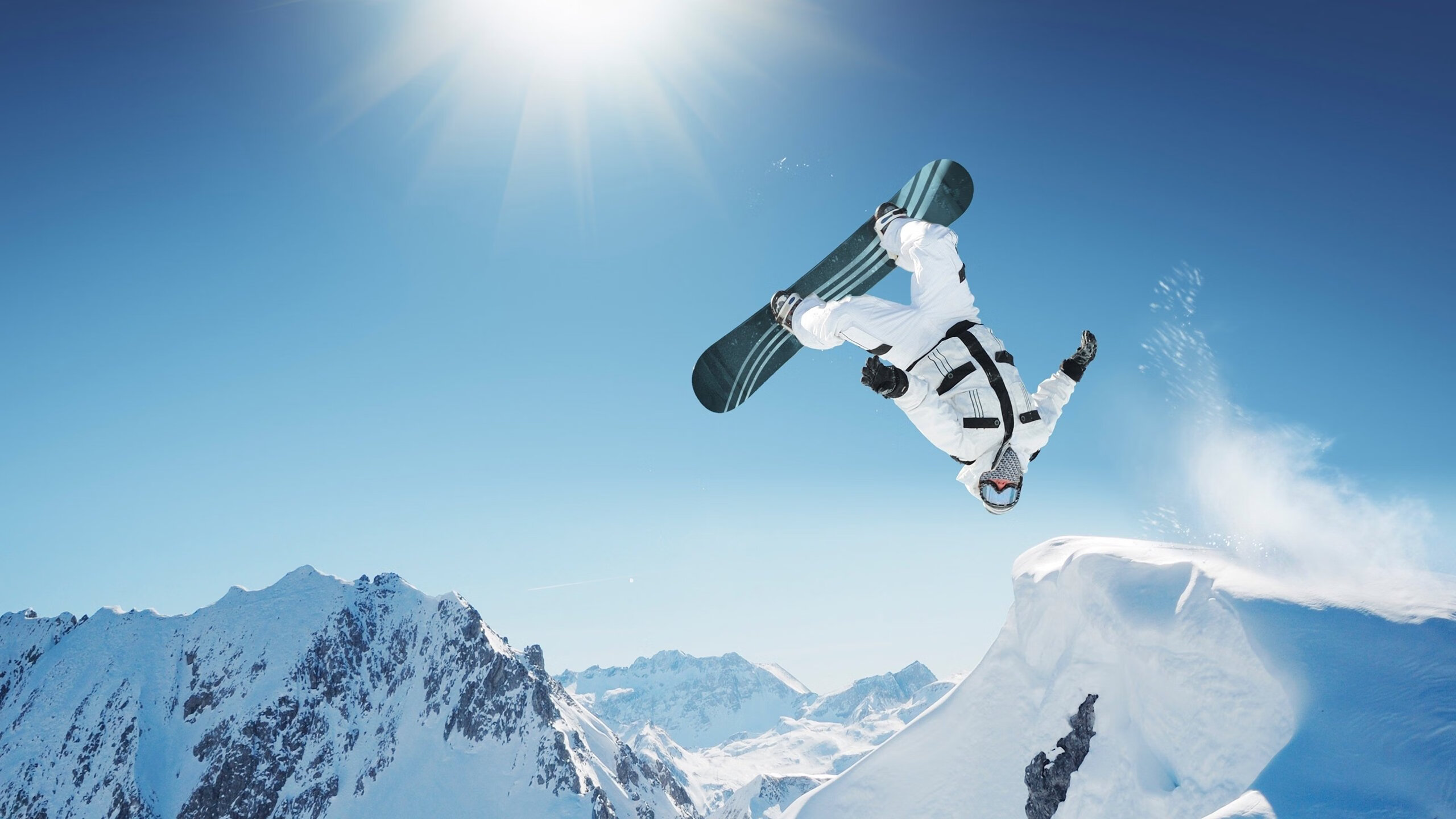 赛道上的诗人，杰伦·格林在F1年度争冠之夜的封神演出