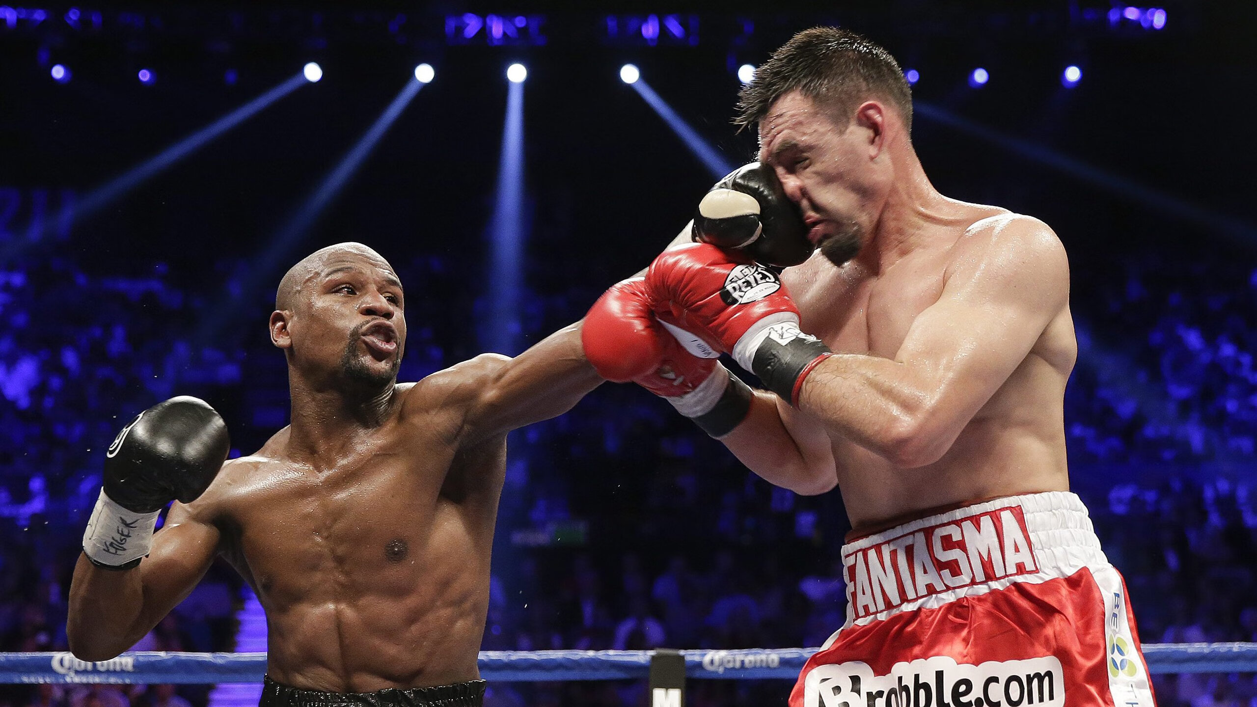 橙衣风暴与蓝白传奇,荷兰碾压韩国背后的战术革命,及阿圭罗纪录之夜的足球启示